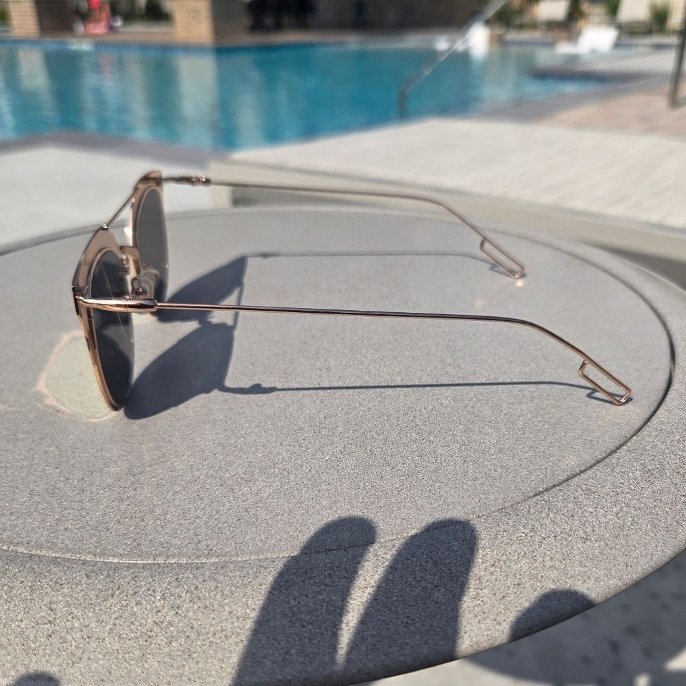 Rose Gold Frame Mirror Lens Sunglasses Classic Cat Eye - Picture 2 of 7